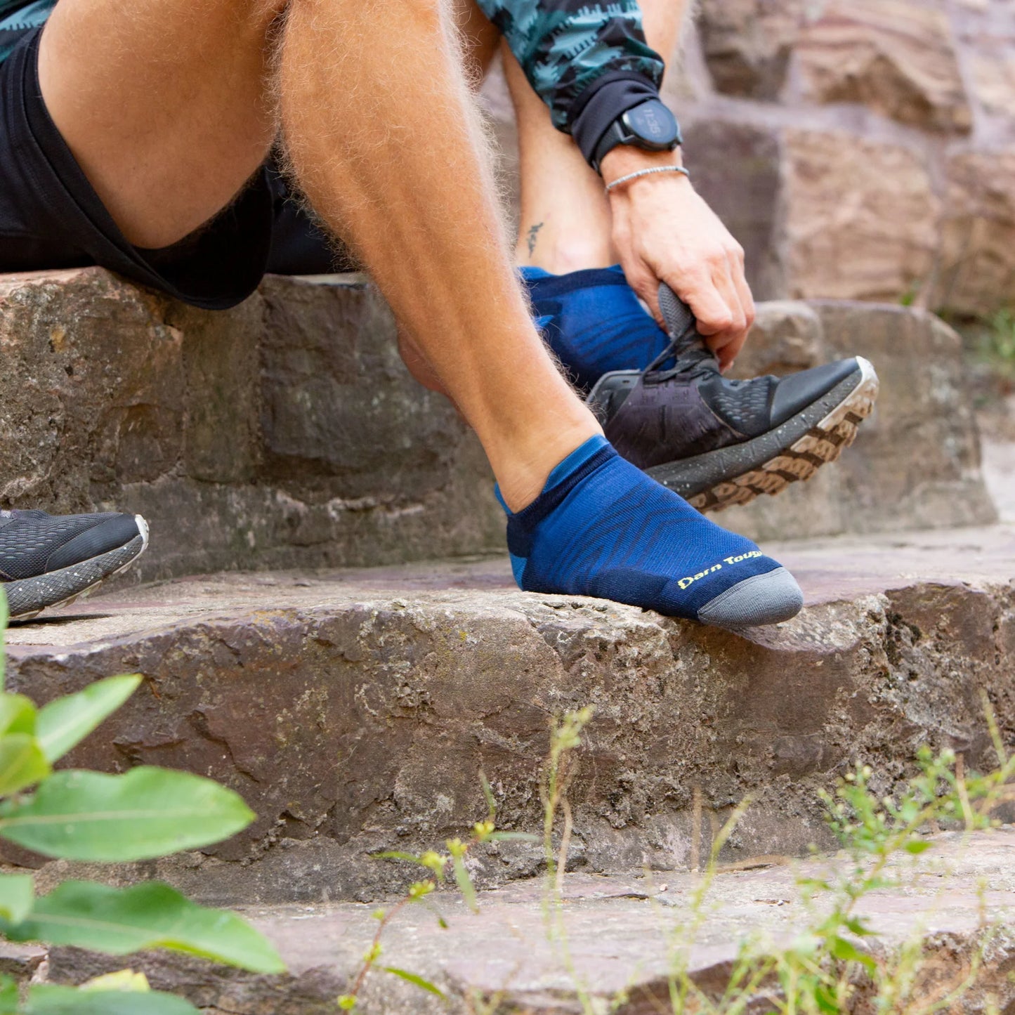 Darn Tough Men's Run No Show Tab Ultra-Lightweight Running Socks