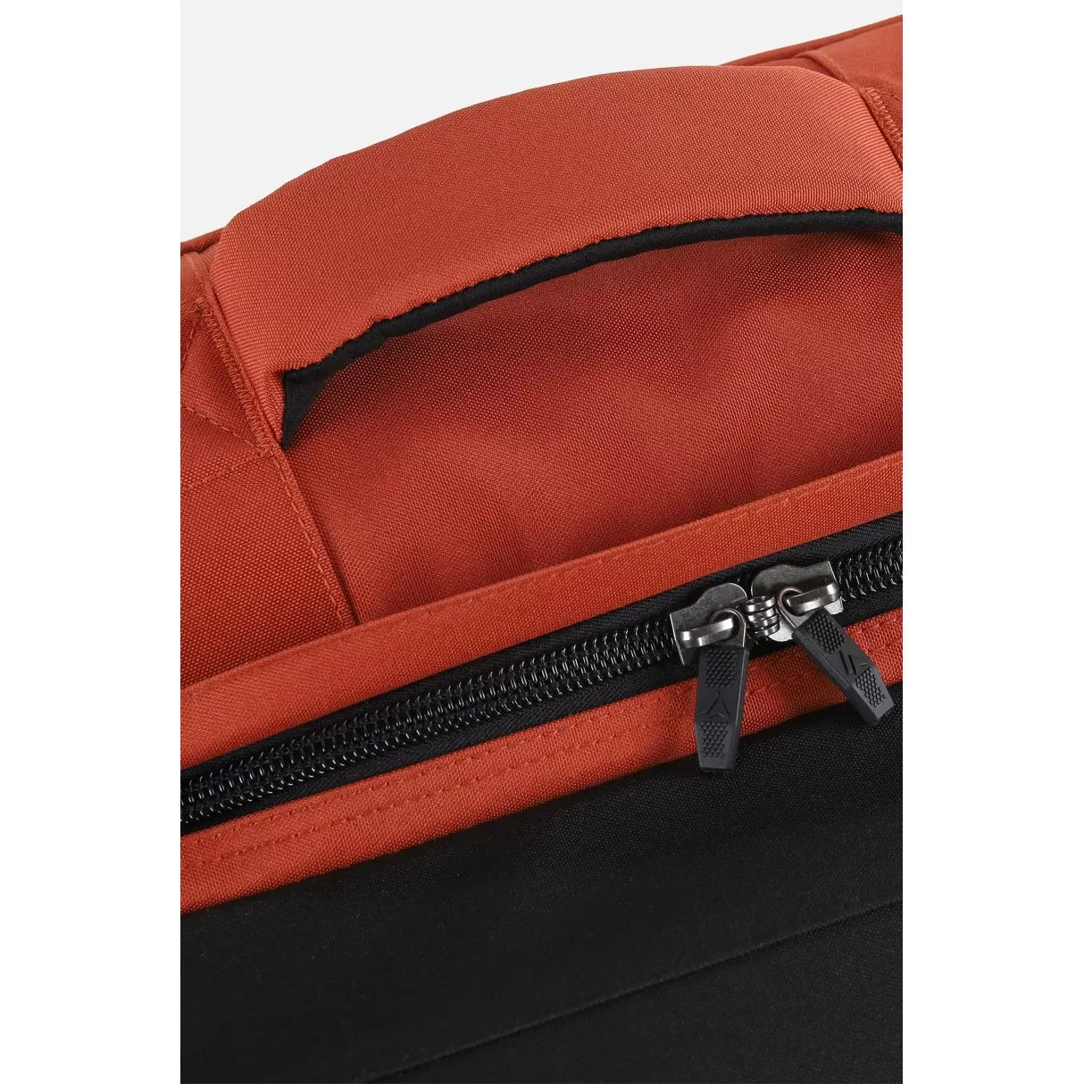 Surfanic Maxim 3 100L Roller Bag